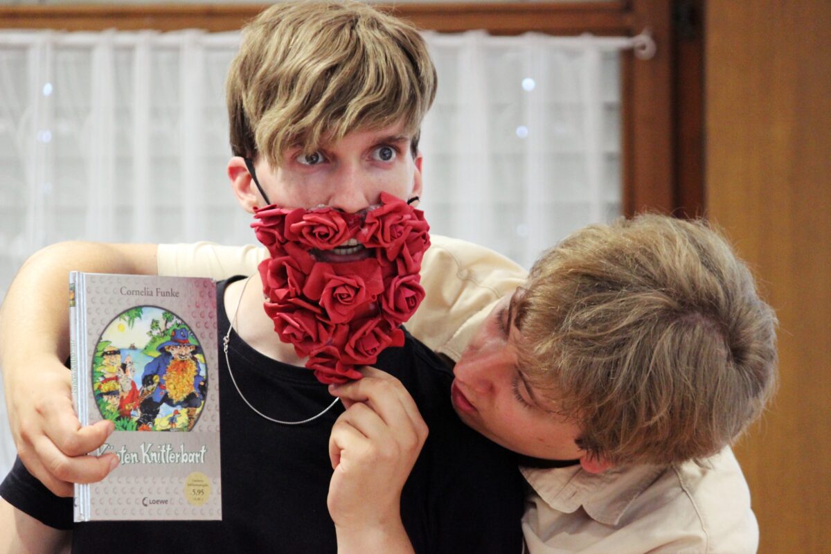 OVIGOs Theaterherbst: Vampire, gefräßige Pflanzen oder schlotternde Piraten