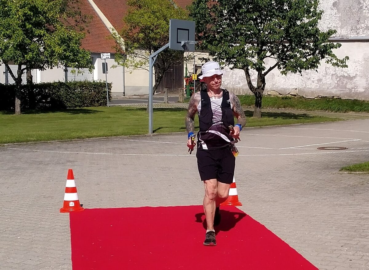 Marktgemeinde Tännesberg als Etappenziel des „DeutschLandLaufs“