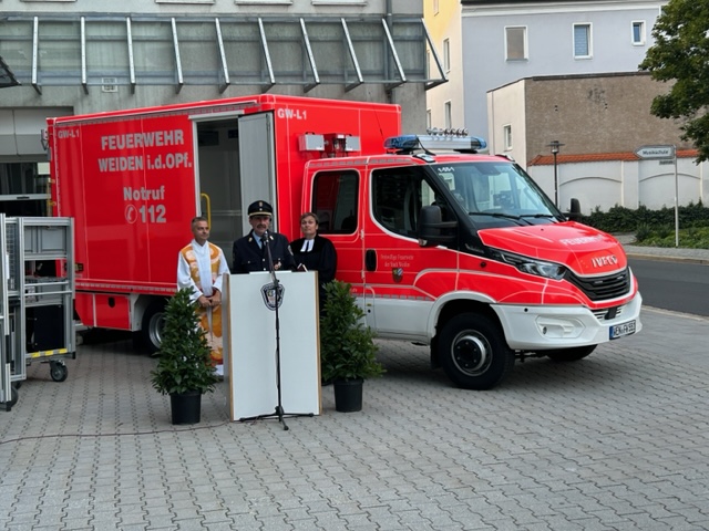 20230912 FFW Weiden Fahrzeugsegnung Foto: Martin Stangl