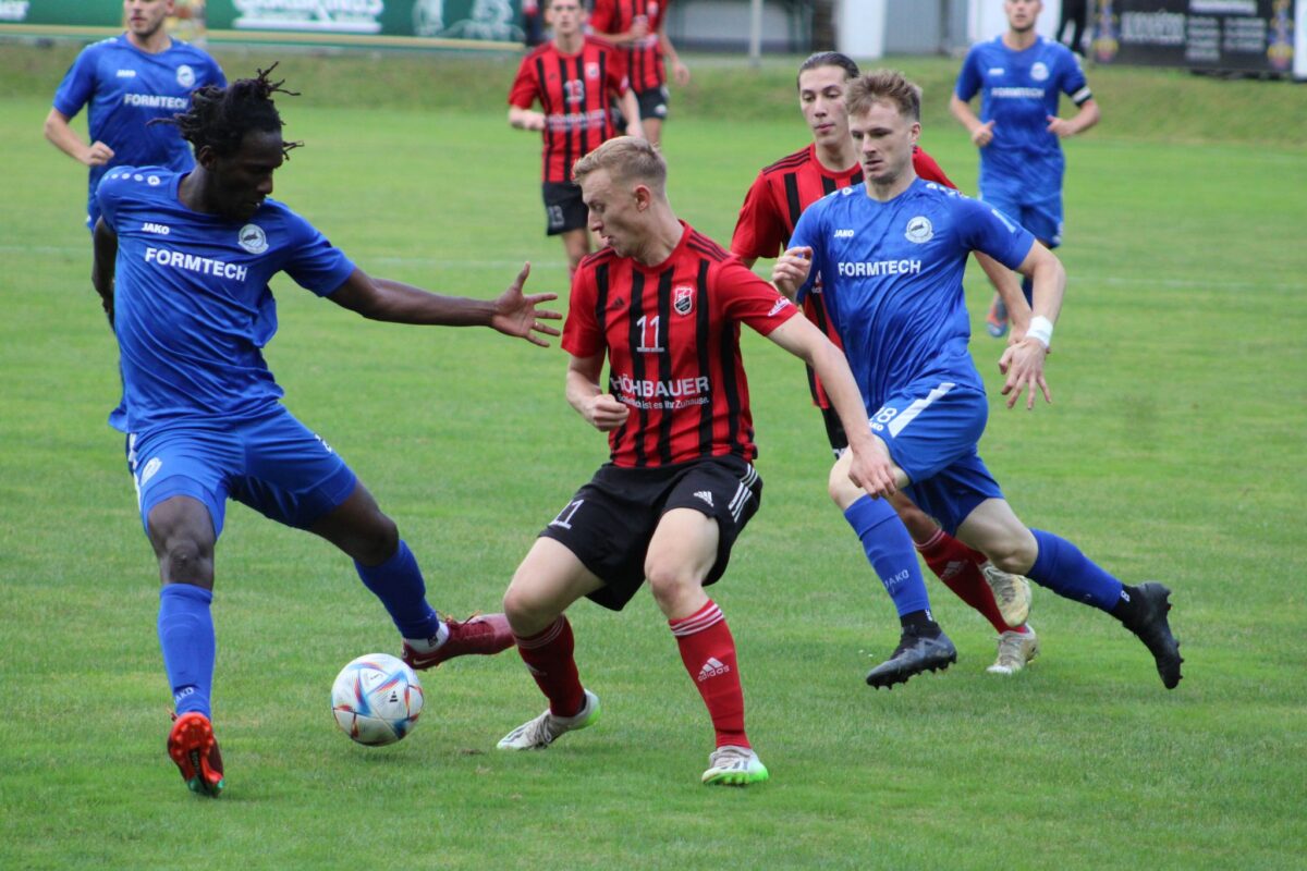 Kirwaheimsieg in Luhe-Wildenau: Özbays  Doppelpack untermauert den Heimnimbus