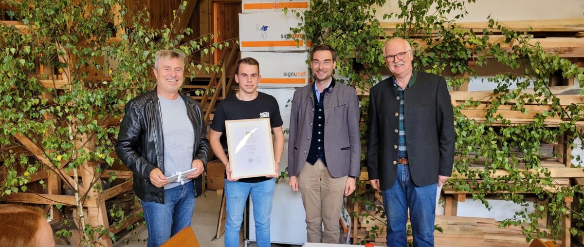 Der Beste aus ganz Bayern: frisch gebackene Forstwirte