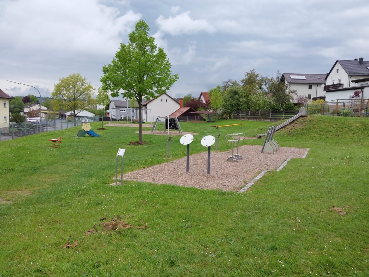 Kein Fußball und Hygienevorschriften: Neue Spielplatzsatzung im Stadtrat beschlossen