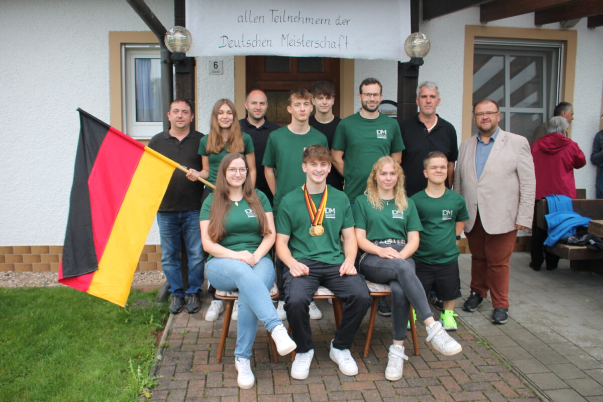 Meister- und Medaillenehren bei Deutscher Meisterschaft: Schützen aus Kastl