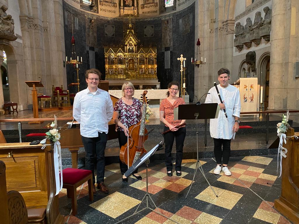 Grenzüberschreitendes Barockensemble gestaltet Andacht