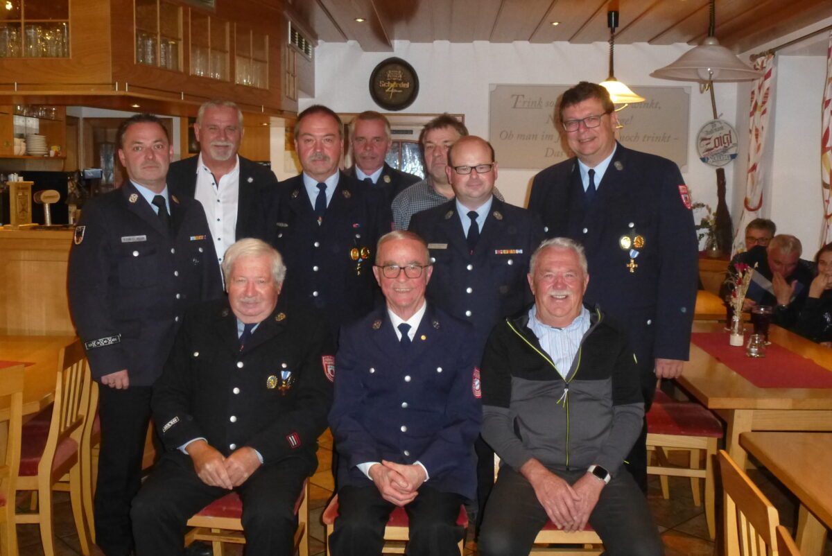 Ihre Freizeit für die Feuerwehr geopfert