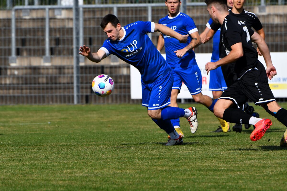Auf die SpVgg SV Weiden wartet beim FC Bad Kötzting ein dickes Brett