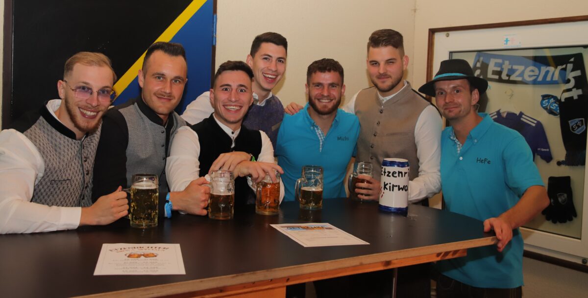 Kirchweihauftakt in Etzenricht ist gelungen