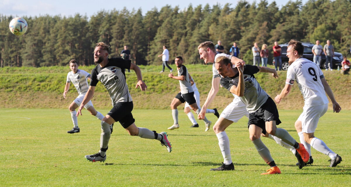 Bezirksliga Nord: Etzenricht gegen den Aufsteiger aus Vorbach in Partylaune