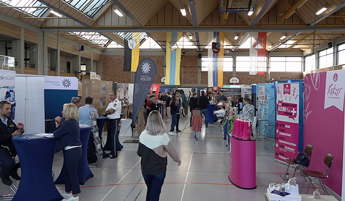 Ausbildungsmesse im Vierstädtedreieck wieder ein großer Erfolg