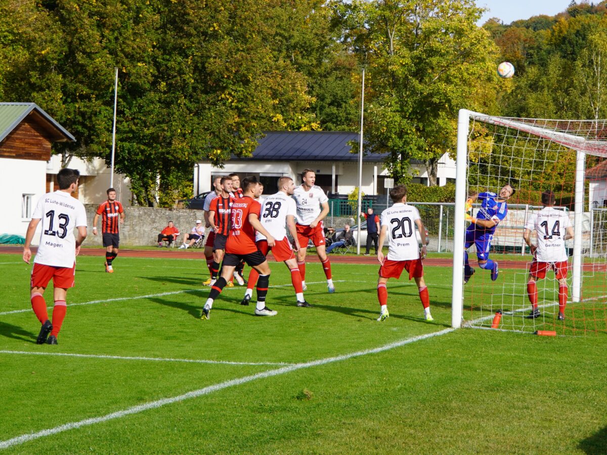 Landesliga-Hinrundenschluss-Spurt: Enges Duell zwischen Hauzenberg und Luhe-Wildenau