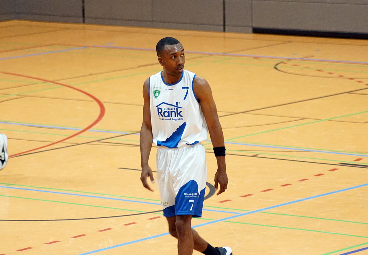 Basketballherren des TB Weiden feiern siebten Sieg im zwölften Spiel