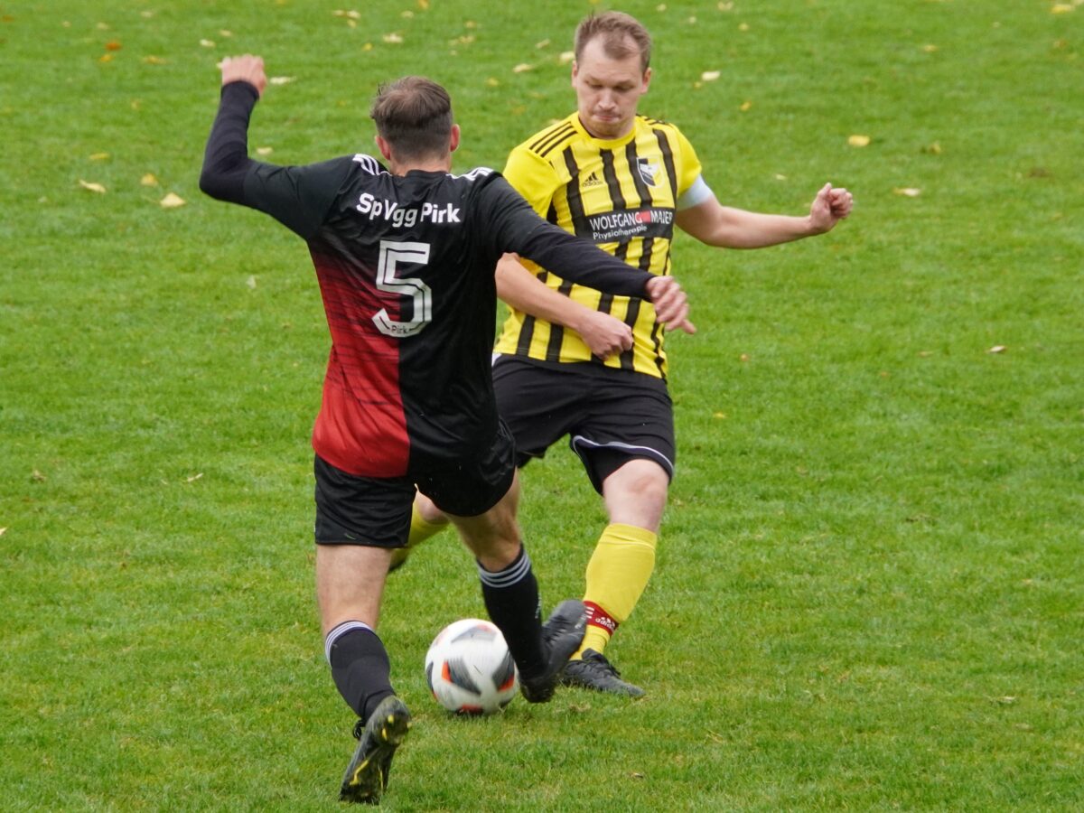 Kreisklasse Ost: DJK Neustadt/WN und SpVgg Pirk liefern sich ein torreiches Duell