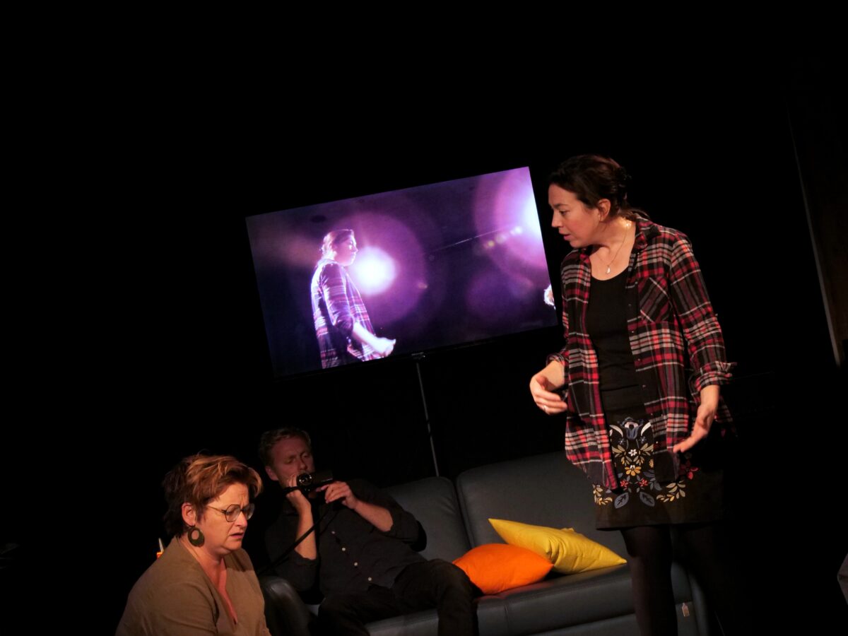 Das OVIGO-Theater führt „Die Wunderübung“ auch im Kunsthaus Waldsassen auf