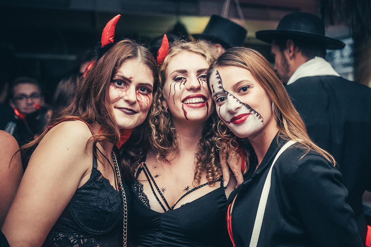 Bildergalerie: Eine schaurig-schöne Halloween-Party in Weiden