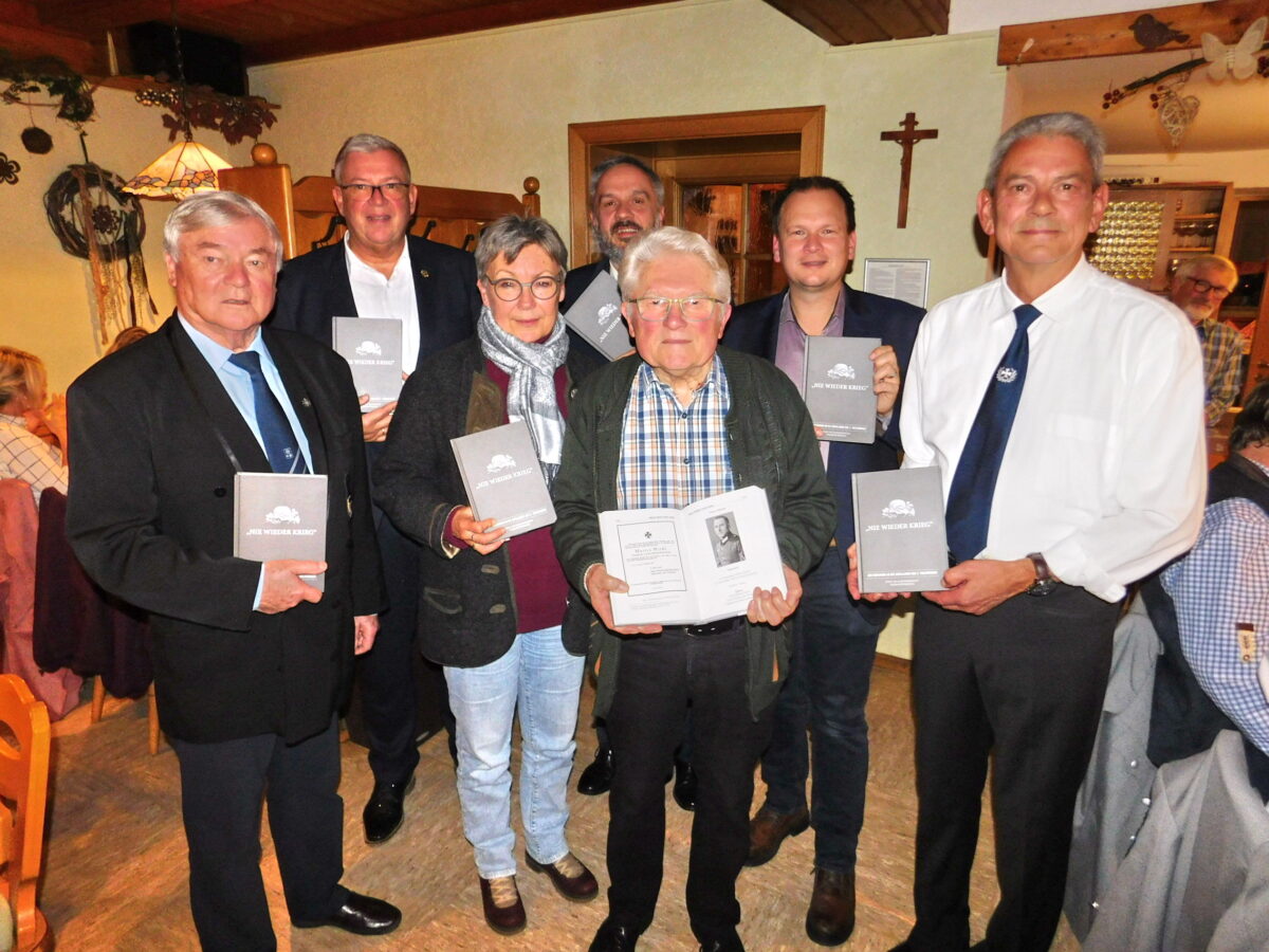 Buchvorstellung „Nie wieder Krieg“: Eine Zeitreise durch Geschichte und Emotion