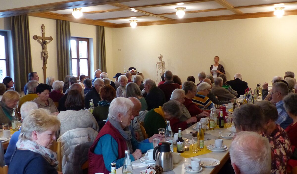 Wie man Gesunderhaltung fördert und zufrieden altert