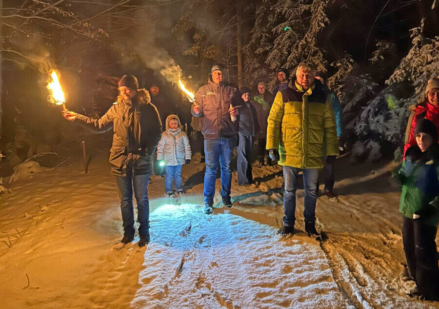 Hüttenfreunde auf Weihnachts-Tour