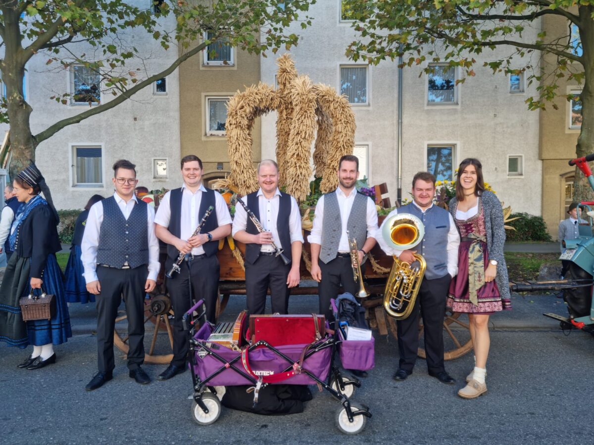 Dotschkirwa in Neustadt: Auftakt mit viel Musik