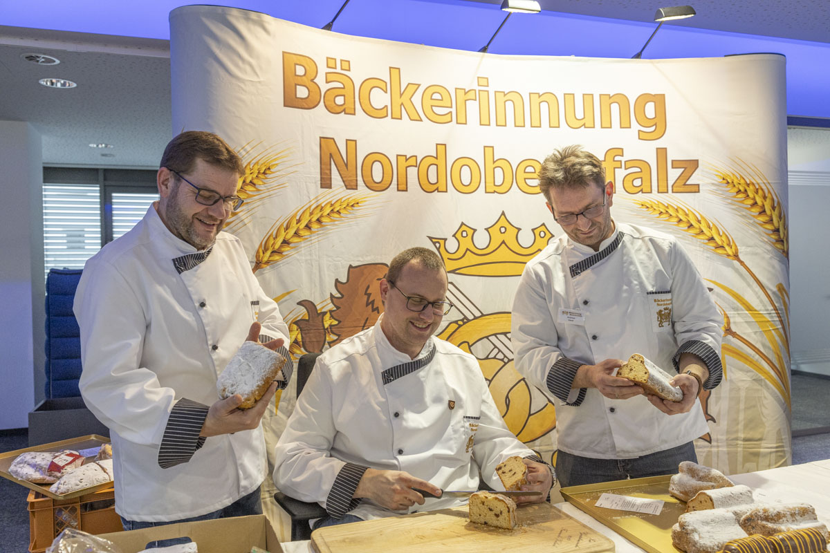 Oh du schöne Weihnachtszeit: Bäckereien der Region mit Bestnoten bei der Stollenprüfung