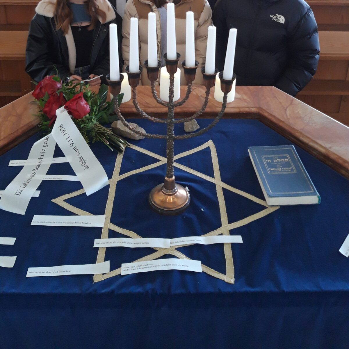 Lobkowitz Realschule gedenkt der Opfer der Pogromnacht 1938