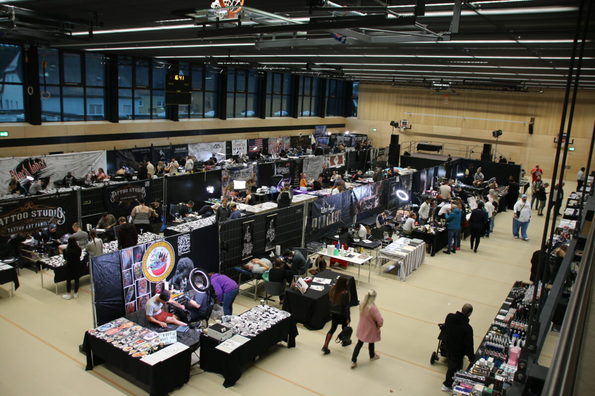 45 internationale Künstler zeigen ihr Können auf der Tattoo-Expo