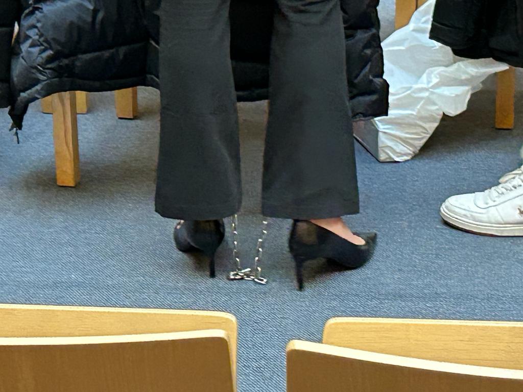 Schmutziger Krieg nach WSW-Prozess: Ehepaar verklagt Kindermädchen