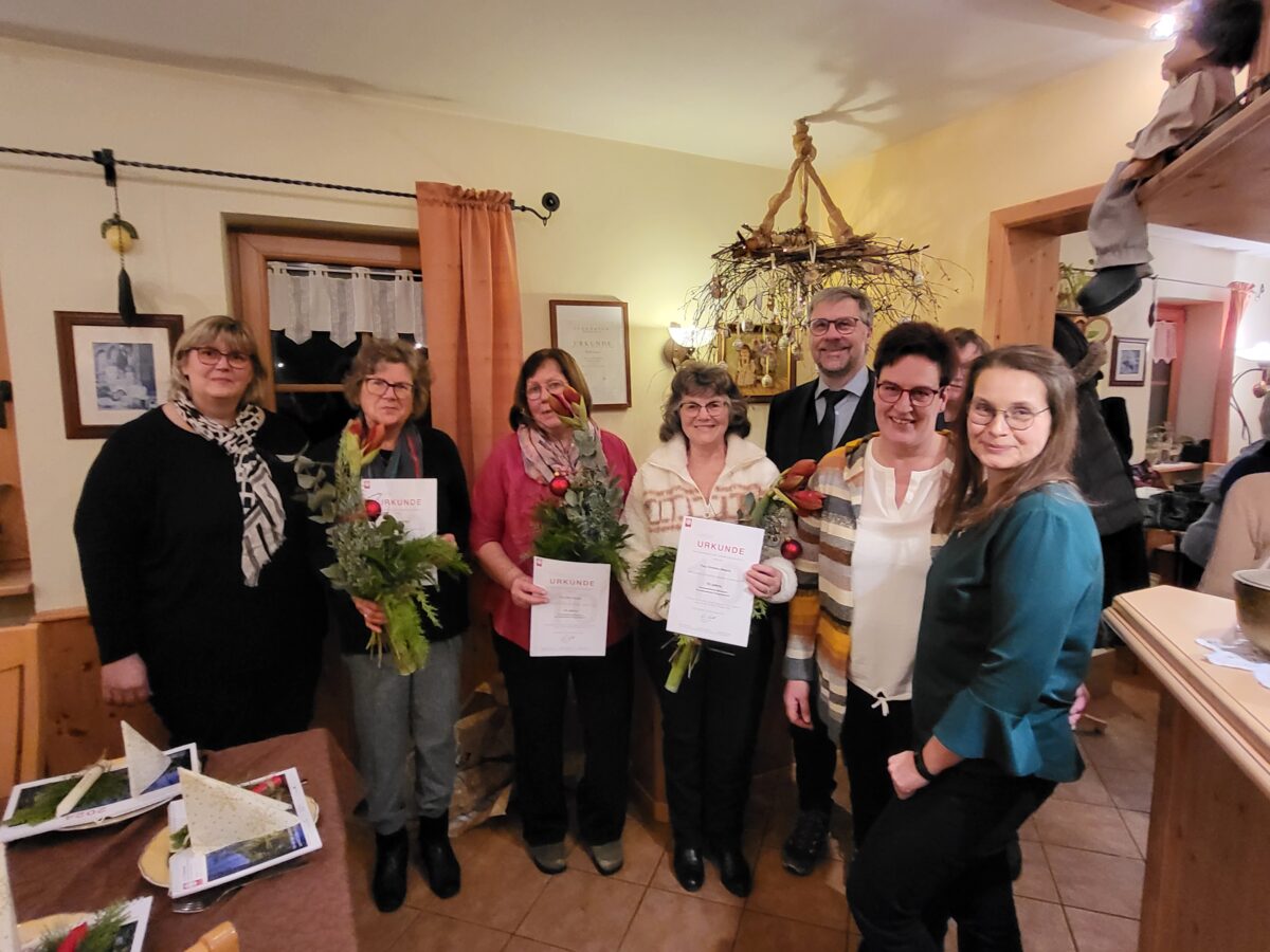 10 Jahre Hospizbegleitung: Auszeichnung für Ehrenamtliche der Caritas