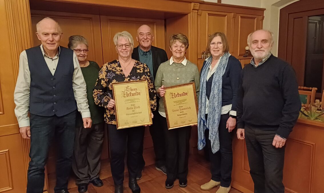 TSV Pressath ehrt zwei engagierte Turnerfrauen