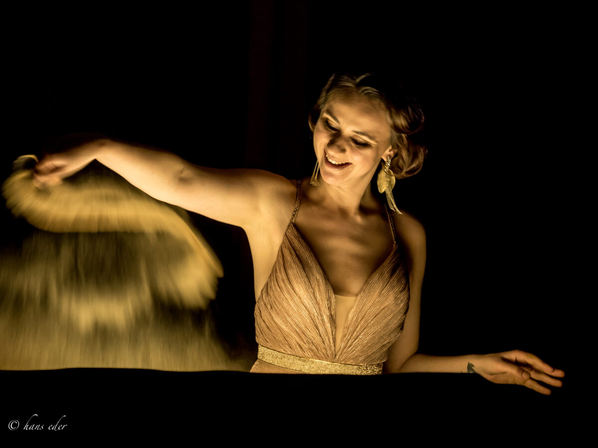 In 80 Bildern um die Welt mit der "Queen of Sand"