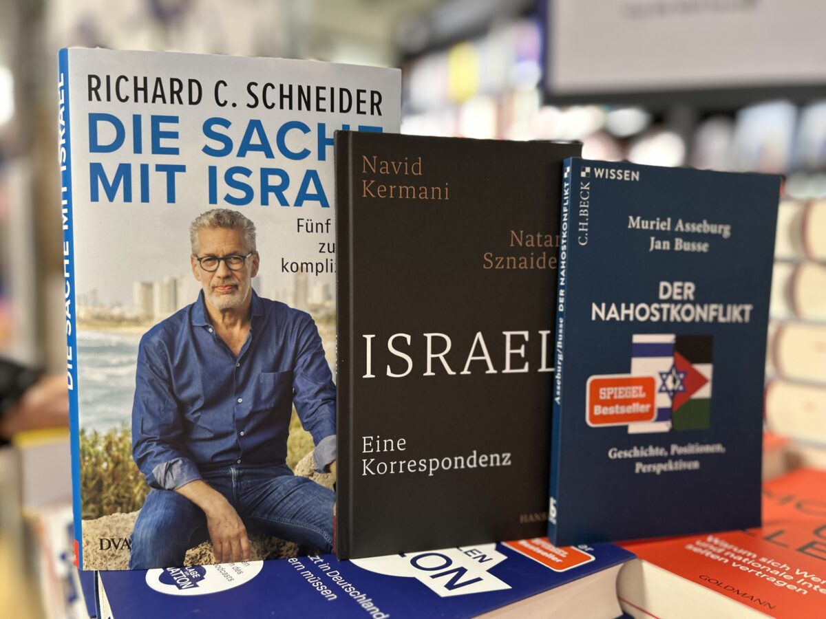 Überaus fraglich: Frieden im Jahr 2024 Foto: Martin Stangl