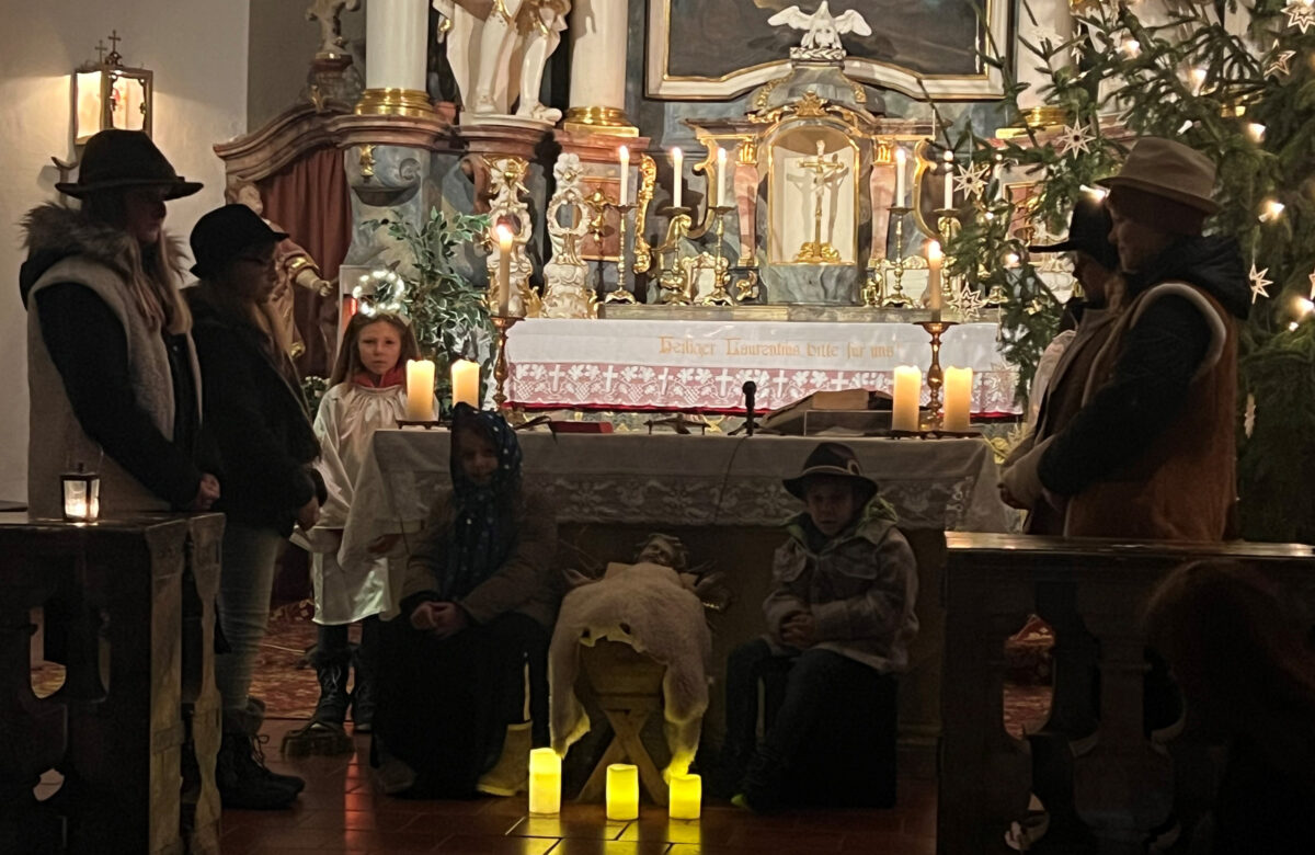 St. Georg Neuzirkendorf feiert Weihnachten