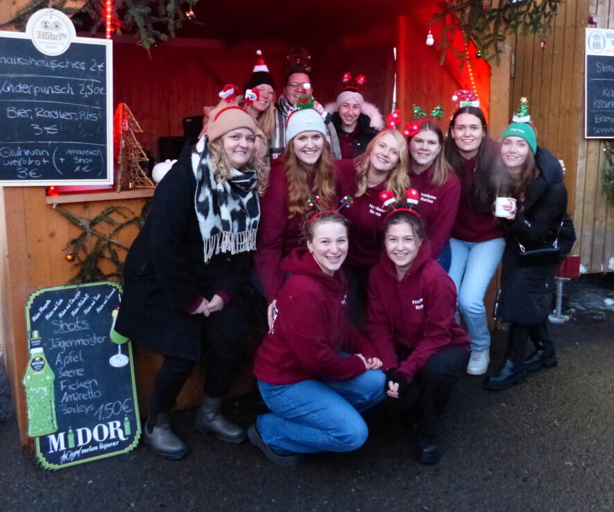 2. Adventsglühwein sorgte für Besucheransturm