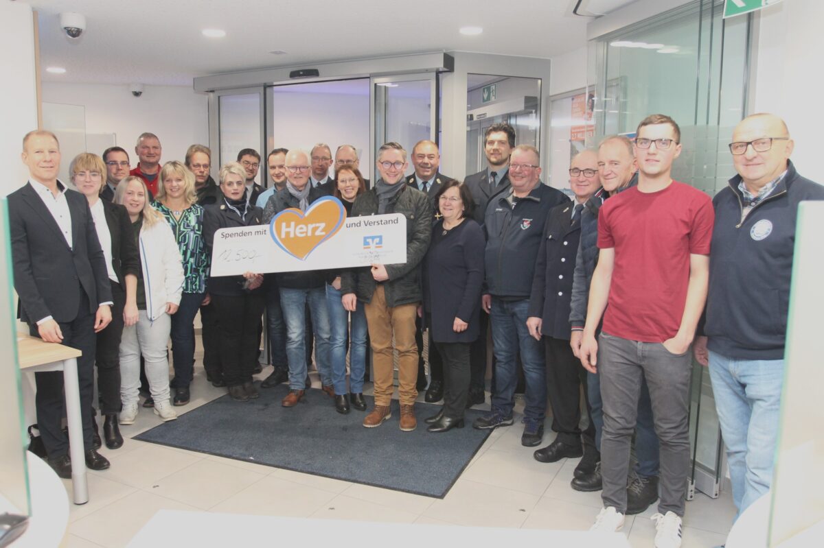 Rekordsumme aus Gewinnsparen an Vereine in der VG Pleystein gespendet