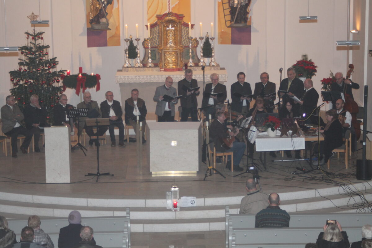 Besinnliche Stunde trotz Wetterkapriolen: Adventskonzert in Waidhaus begeistert Gäste