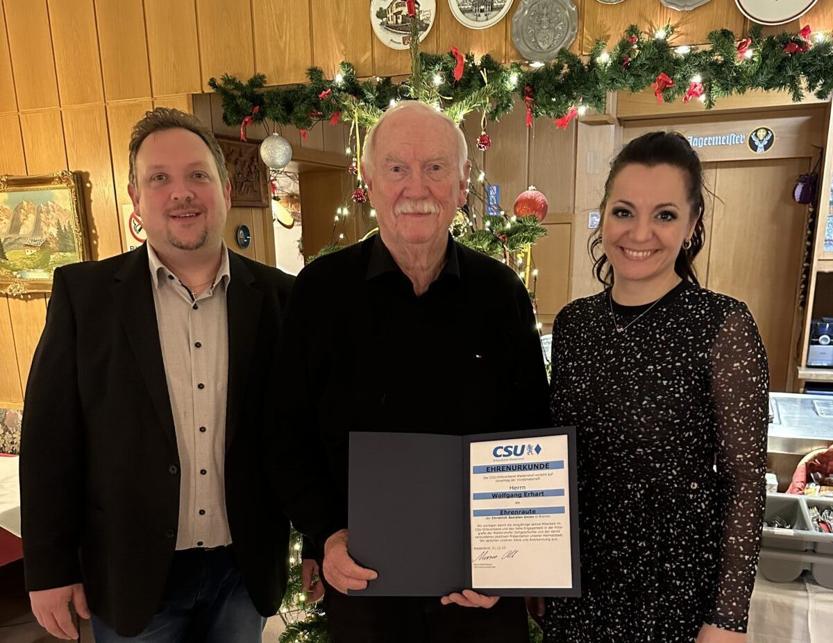 Ehrenraute der CSU in Bronze für engagiertes Mitglied Wolfgang Erhart