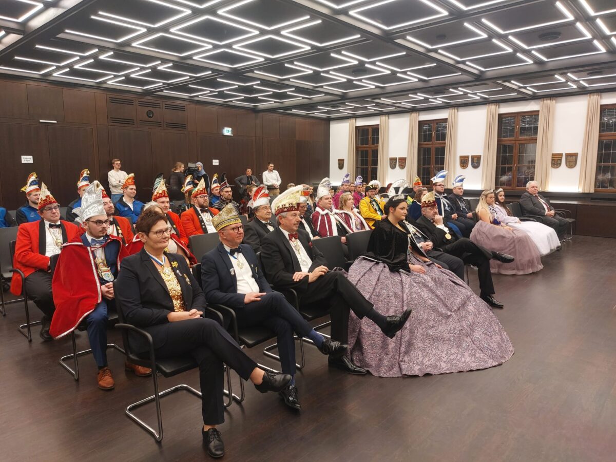 Hereinspaziert: Faschingsgesellschaften und Prinzenpaare beim 28. Prinzenpaar-Empfang