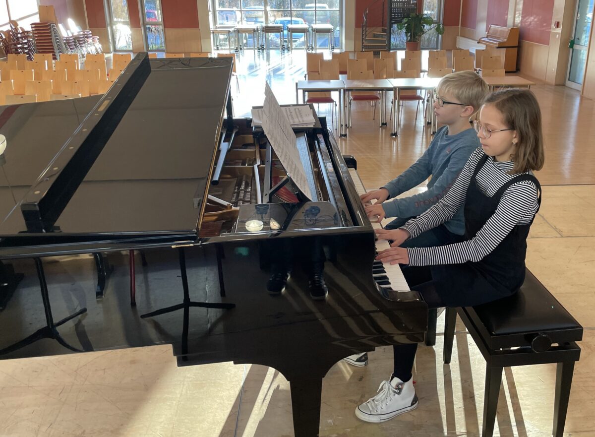 24 von 25 Punkten: Parksteiner Klavierschüler zeigen ihr Talent