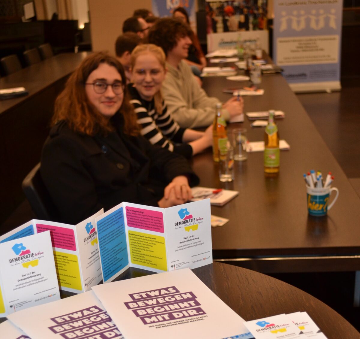 Wie weckt man das Interesse vor allem junger Menschen für die Demokratie?