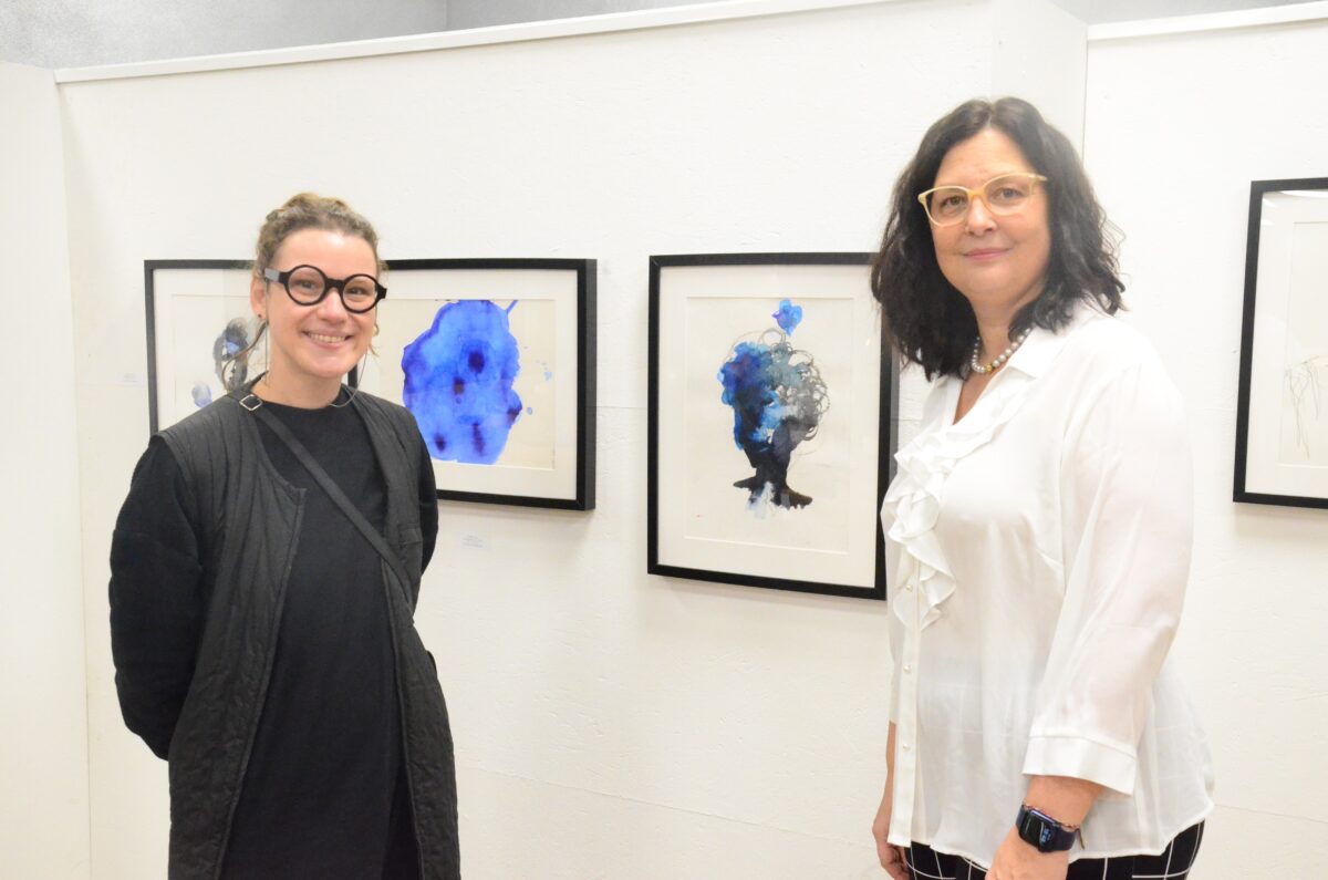 Regensburger Designerin gibt in der OTH seltenen Einblick in ihre gefühlvolle Seite