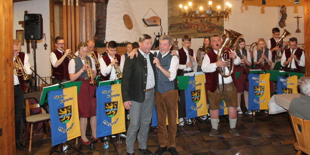 Heimatgefühle beim Neujahrskonzert in Pleystein