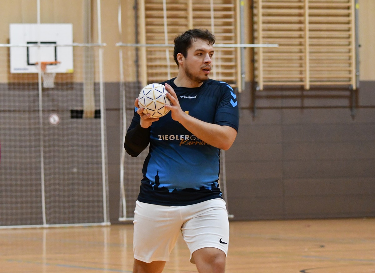 HC Handballherren müssen sich im Derby knapp geschlagen geben