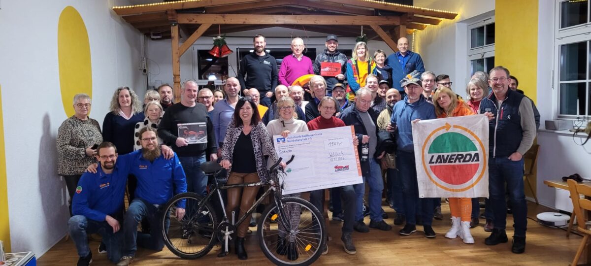 Gelungene Weihnachtsfeier der Laverda Connection Oberpfalz mit Spendenauktion