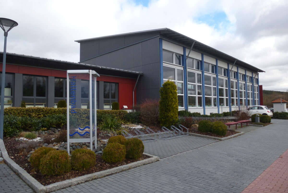 Hallenbad Weiherhammer erhöht Eintrittspreise