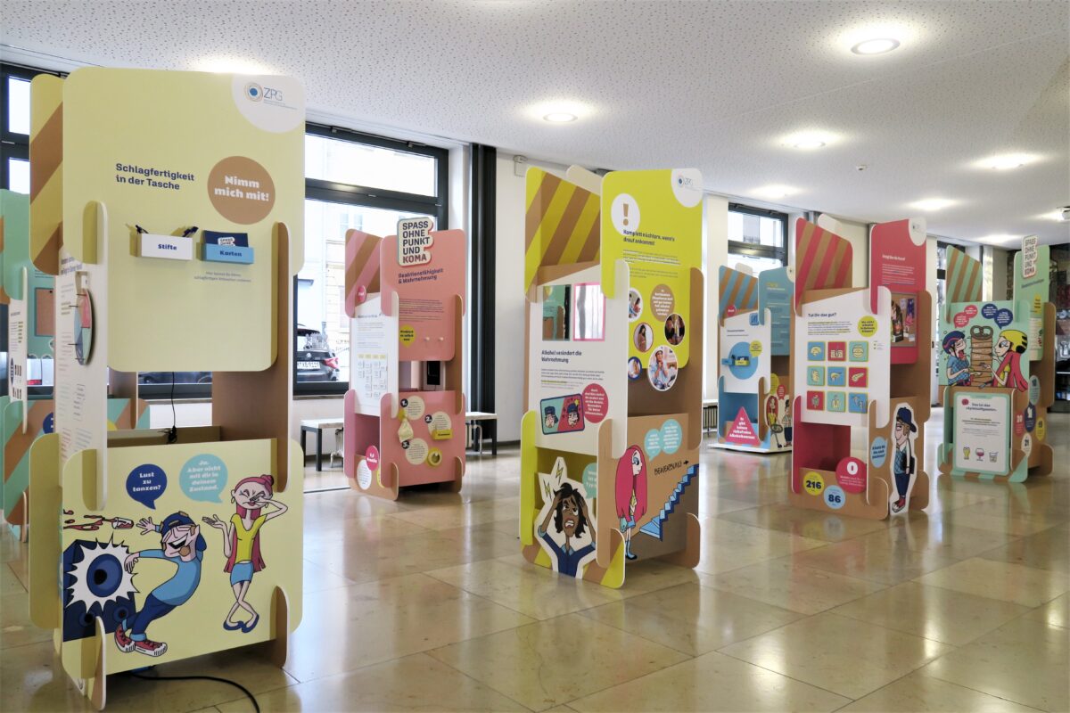 „Spaß ohne Punkt und Koma“ – Wanderausstellung zur Alkoholprävention