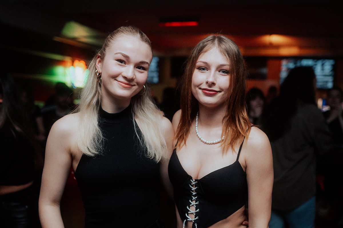 Bildergalerie: Heiße Party mit reichlich 2000er-Hits