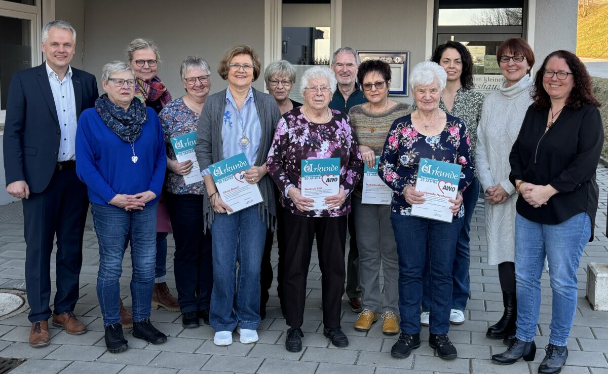 AWO Flossenbürg ehrt langjährige Mitglieder