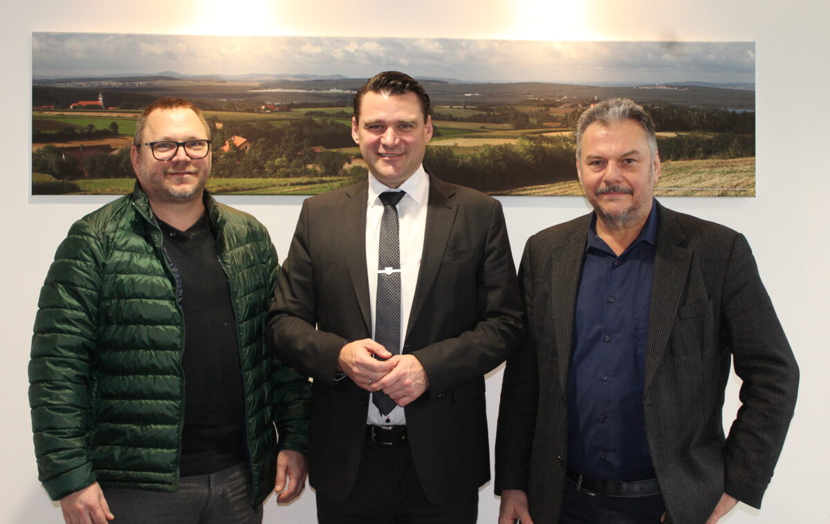 Stippvisite bei Landrat Ebeling: Echo streckt Fühler nach Schwandorf aus