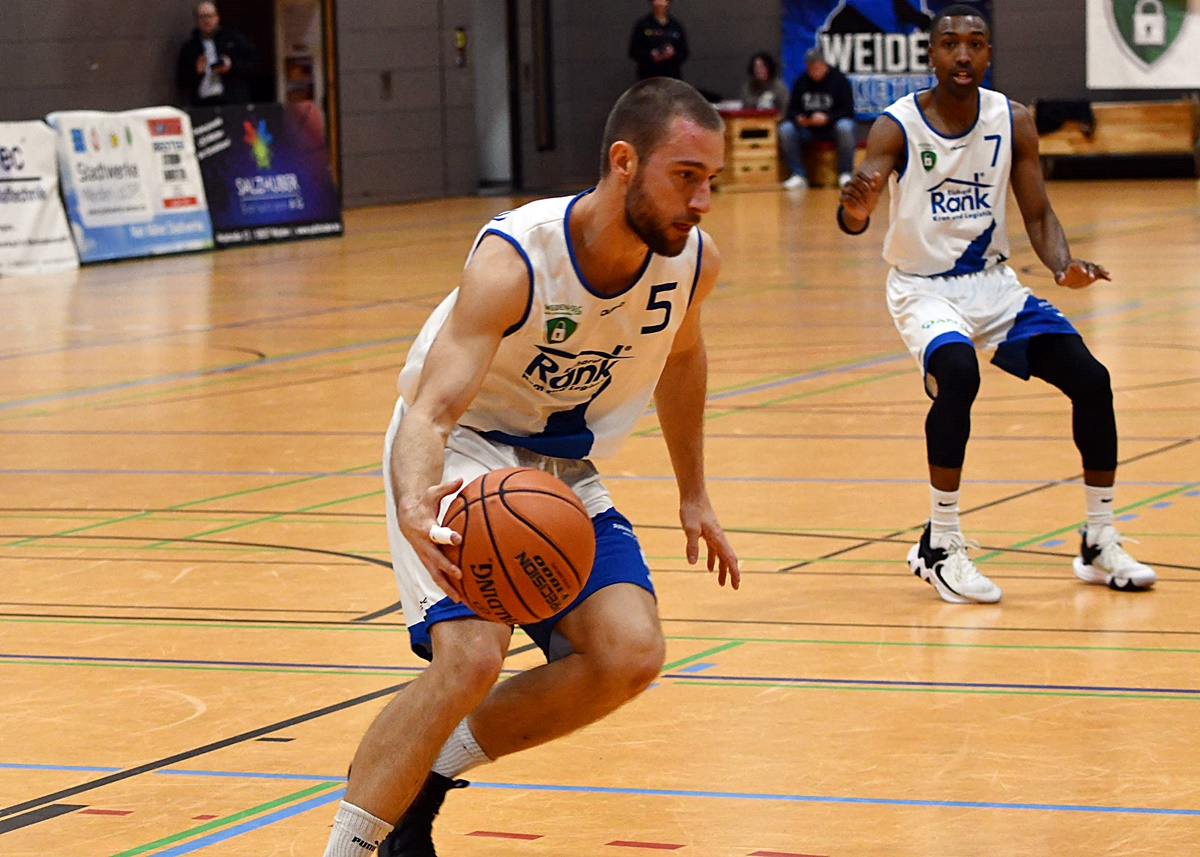Weidener Basketballer enttäuschen in Ansbach maßlos