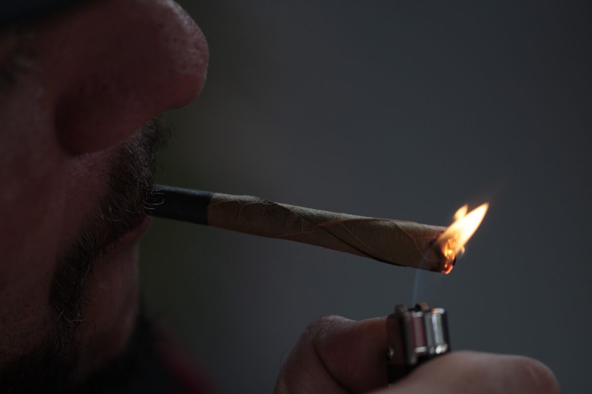 [Sonntagsfrage] Kiffen für (fast) alle! Ist die Cannabis-Teillegalisierung richtig?