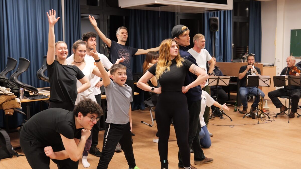 Feuer frei für den Vorverkauf zum schrägsten Musical der Welt